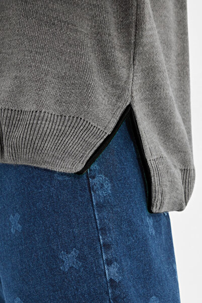 Trendyol Collection Сірий чоловічий трикотажний светр оверсайз TMNAW22KZ0142