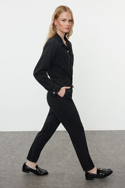 Trendyol Collection Džínový overal - černý s detailem v pase TWOAW23TU00065