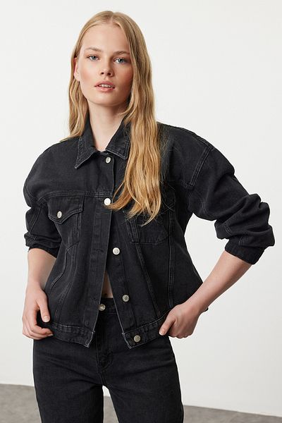Trendyol Collection Kurtka jeansowa z czarnym paskiem - TWOAW25CE00012