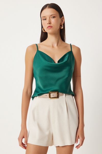 Happiness İstanbul Smaragdgrüne Satin-Damenbluse mit Degaje-Kragen Fn03354