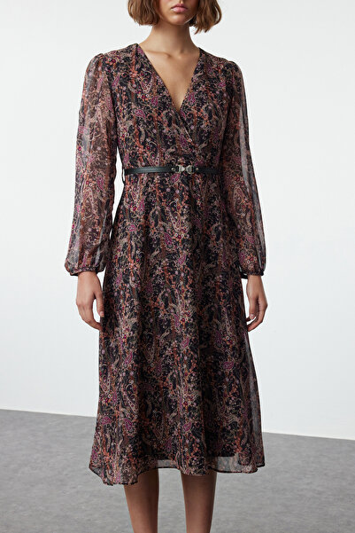 Trendyol Collection Καφέ φλοράλ φόρεμα με ζώνη σε γραμμή Α με διπλό λαιμόκοψη με μοτίβο Boho από σιφόν μίντι υφαντό φόρεμα TWOAW24EL00660