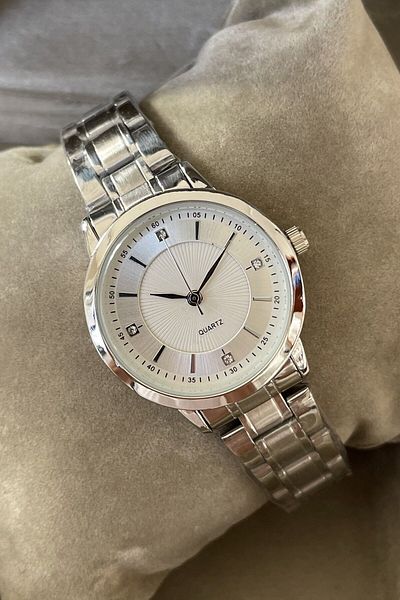 Leerybee MeTal Women's Wristwatch - Minimal Jewelled, Friend Lover, Father Birthday Birthday Gift