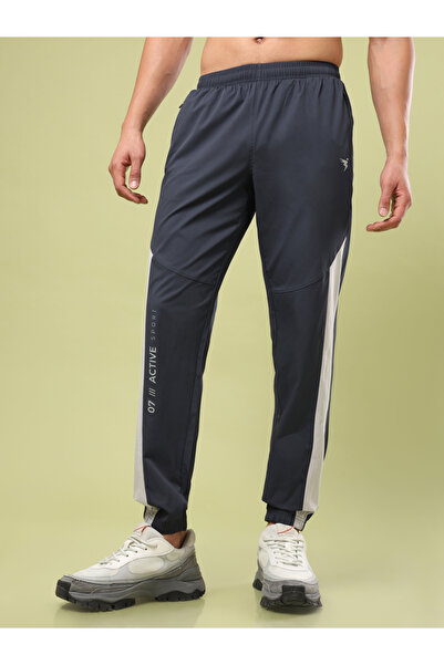 Technosport By Styli بنطال رياضي ضيق ملون بقصّة Slim Fit مع Technolite