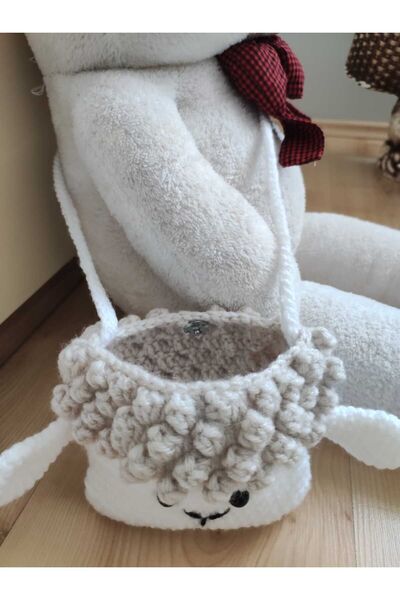 Meriç bebe Hand Knitted Lamb Figured Girl's Gift Bag with Shoulder Strap