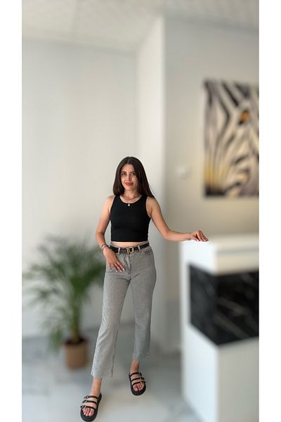 Butik Women's Jeans - Stylish Design