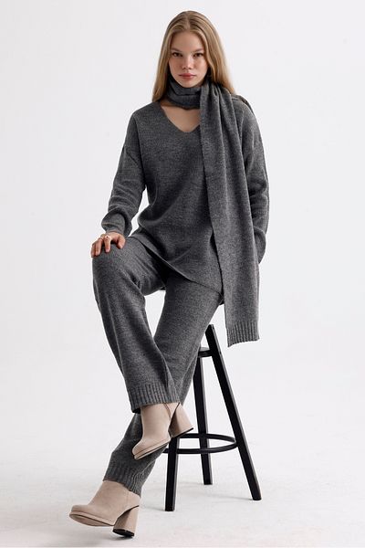 MD trend High Waist V-neck Knitwear Sweater and Lace-up Trousers - Three Pieces Set