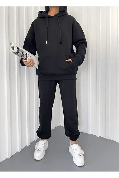 EYAX MODA Γυναικεία αθλητική φόρμα - Άνετη και κομψή