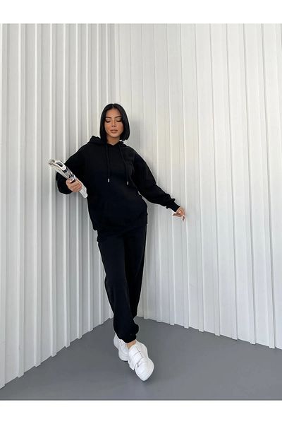 EYAX MODA Γυναικεία αθλητική φόρμα - Άνετη και κομψή
