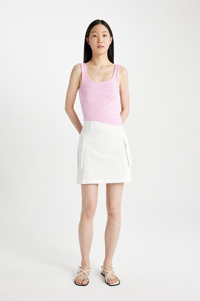 DeFacto Slim-Fit Slim-Fit-Camisole-Unterhemd mit quadratischem Ausschnitt X9420az24sp