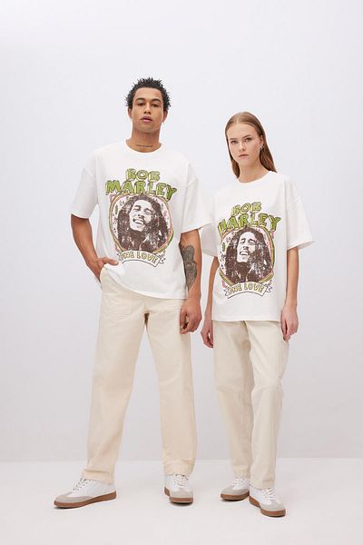 DeFacto Unisex Bob Marley One Love Oversize Fit Crew λαιμόκοψη κοντομάνικο μπλουζάκι C5039ax24sm