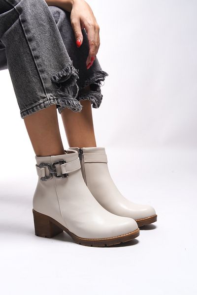 Riccon Libthana Beige Skin Women's Heeled Boots - Chain Detailed 0012725