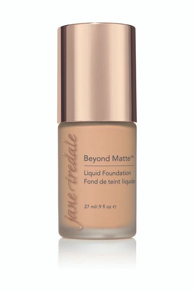 Jane Iredale بيوند مات™كريم أساس سائل# م4