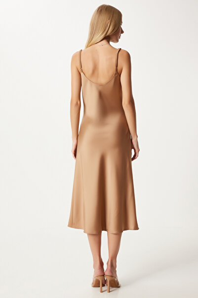 Happiness İstanbul Dámské šaty s velbloudím saténovým krajkovým límcem - Fn03300