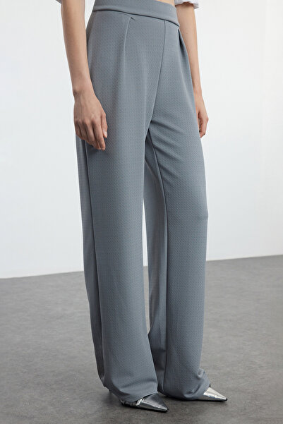 Trendyol Collection Comfortable Cut Gray Pleated Wide Leg Trousers - TWOSS24PL00038