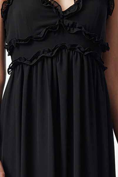 Trendyol Collection Černé květinové maxi tkané šaty A-line TWOSS23EL02013