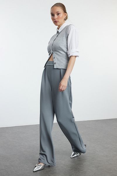 Trendyol Collection Comfortable Cut Gray Pleated Wide Leg Trousers - TWOSS24PL00038