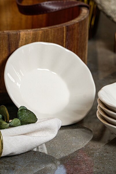 Heda Porselen Novice 6 Pieces 11 cm Porcelain Tea Plate Off White