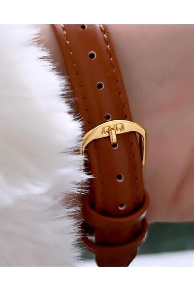 Q&Q Women's Vegan Leather - Timeless Classic White Wristwatch, Brown, Gold Metal Frame