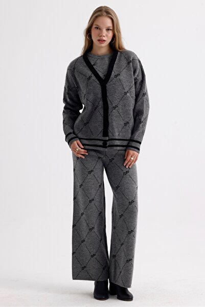 MD trend Diamond Patterned Women's Knitwear Set - Stripe Detailed Trousers, Sweater and Cardigan