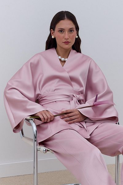 Manuka KIMONO PULVER MIT SATIN-GÜRTEL