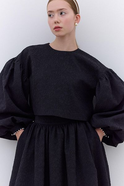Manuka Schwarze Abendkleiderbluse – Perlendetails