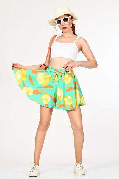 BEBE PLUS Pantaloni scurți colorați cu talie elastică