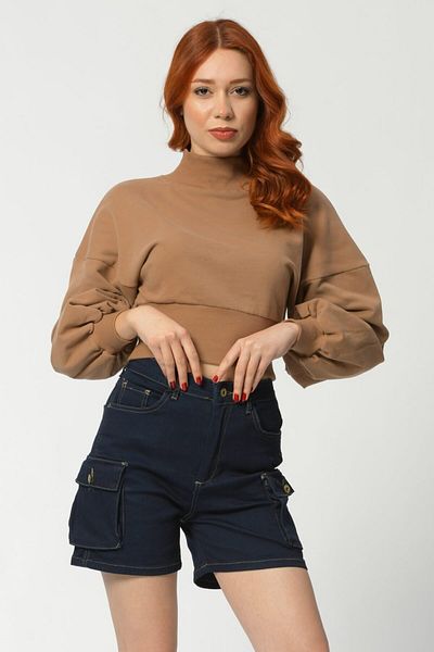 Noori Къс суитшърт