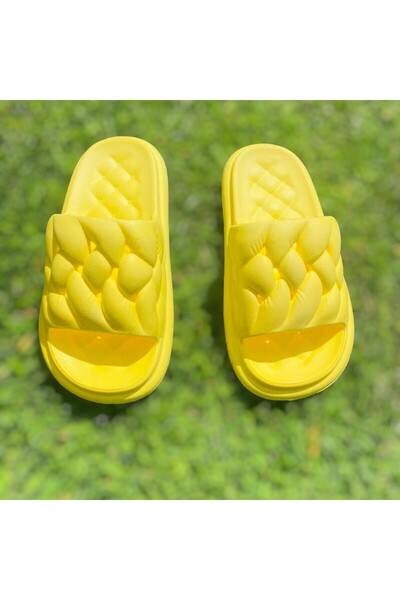 TrineBear Unisex Comfortable Slippers - Eva Non-slip Sole, Yellow Summer Slippers
