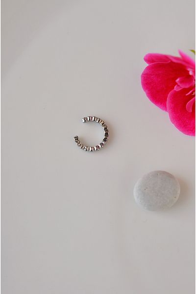 Mu Minamu Minimal Earcuff Compressed Cartilage Earrings with Stones