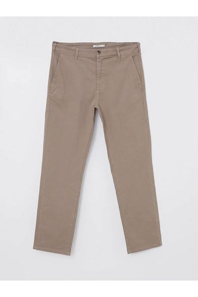 LC Waikiki Pantaloni chino pentru bărbați LCWAIKIKI, clasici, bej închis, cu croiala standard din Gabardine