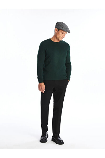 LC Waikiki بنطال تشينو رجالي أساسي جديد من LCWAIKIKI بقصة ضيقة باللون الأسود