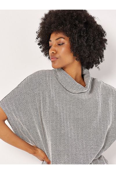 Apricot Oberteil mit Wasserfallausschnitt und Chevron-Muster