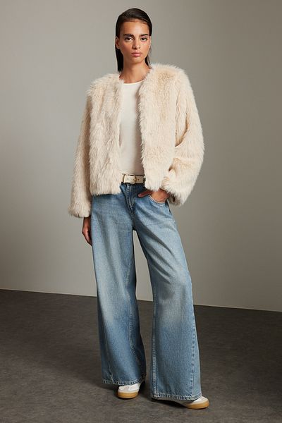 Trendyol Collection Oversize Ecru kožich - TWOAW25MO00133