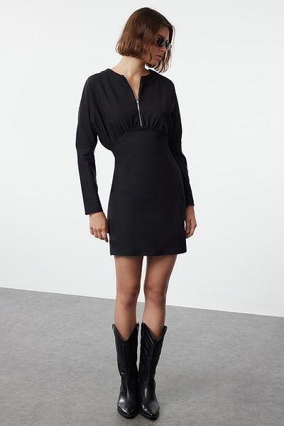Trendyol Collection Εφαρμοσμένο μαύρο μίνι φόρεμα - Λεπτομέρεια με φερμουάρ, υφαντό, Twoaw25el00274