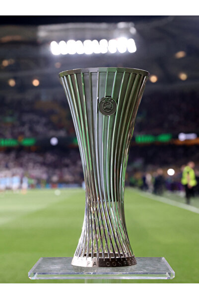 kocdesıng UEFA KONFERANS LİGİ ŞAMPİYONLUK KUPASI
