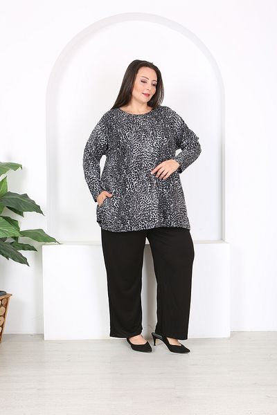 XL Modam Plus Size Side Slit Tunic and Trousers Set
