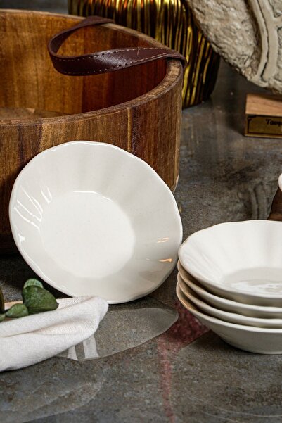 Heda Porselen Novice 6 Pieces 11 cm Porcelain Tea Plate Off White