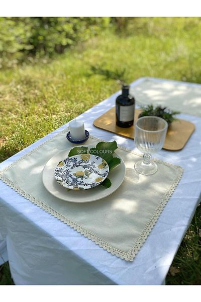 Soft Colours 2 Pieces of Cotton Lace Striped School Lunch Napkin |   American Service Set 40X50Cm