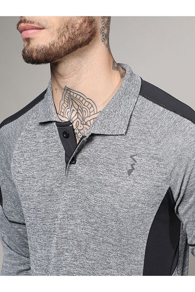 Campus Sutra By Styli Heathered Contrast Logo Detail T-Shirt
