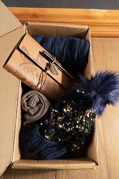 Huge Home New Year's Gift: Navy Scarf, Beret, Gloves and Notebook-Pen Gift Se...
