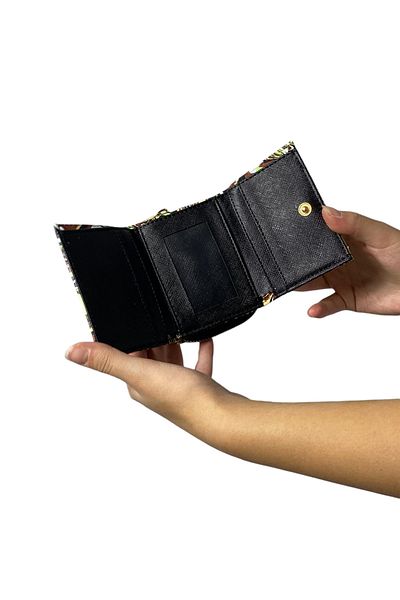 Gloria Betüles Patterned Women's Small Wallet - Hand and Pocket Detailed