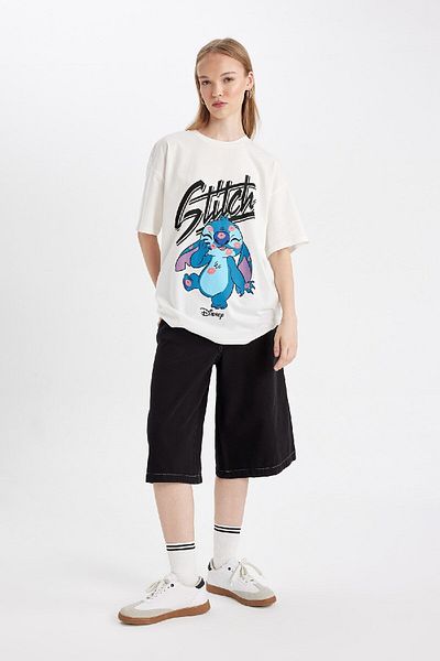 DeFacto Disney Lilo & Stitch Oversize-Kurzarm-T-Shirt mit Rundhalsausschnitt D4819ax24au