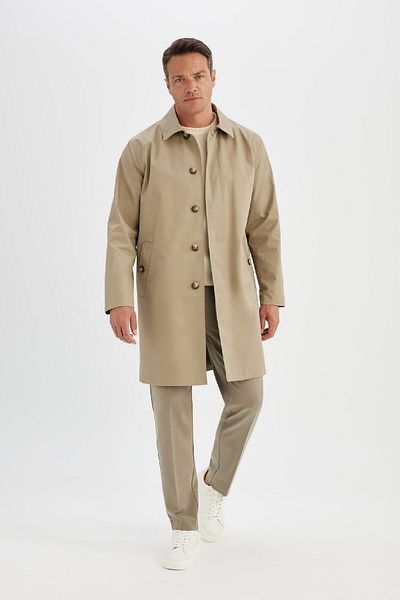 DeFacto Herren-Trenchcoat in Beige, winddicht, reguläre Passform, normaler Schnitt, Hemdkragen, Knopfleiste, Doppeltaschen