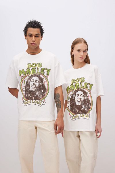 DeFacto Unisex Bob Marley One Love Oversize Fit Crew λαιμόκοψη κοντομάνικο μπλουζάκι C5039ax24sm