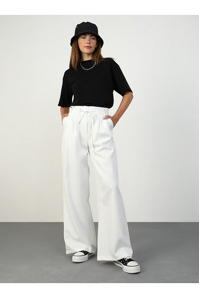Benin Benin White Pants