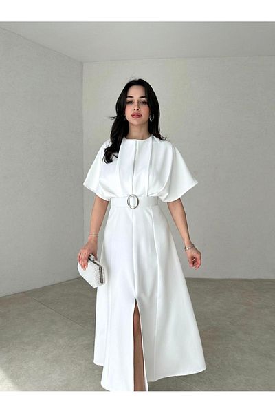 Afiş Butik Skládané midi šaty s bílým páskem