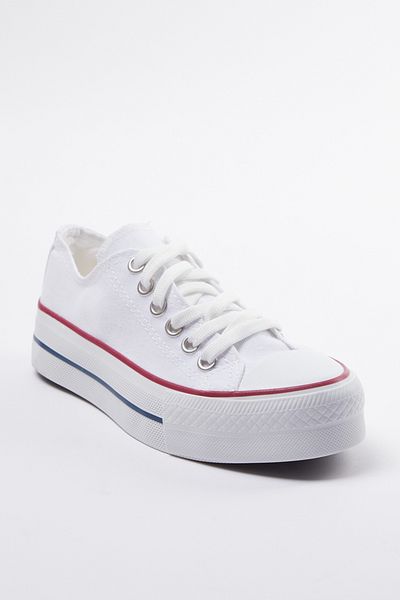 TRENDYOL SHOES Magas talpú fehér női tornacipő - fűzős, Takaw25sn00001