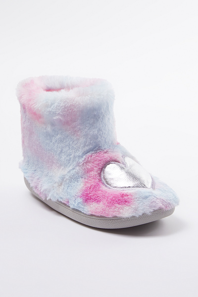 TRENDYOL SHOES Růžové srdce vyšívané velké dívčí dětské pantofle Domácí boty Takaw25Er00000