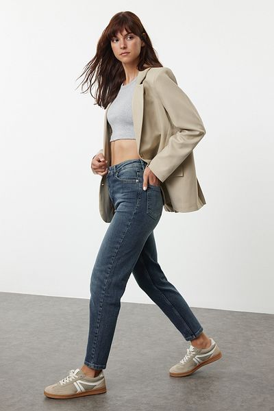 Trendyol Collection Blugi Mom Blue Slim cu talie înaltă - TWOAW25JE00134