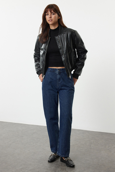 Trendyol Collection Tmavě modré rovné džíny s vysokým pasem - elastický pas Twoaw25je00118